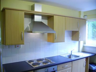 Kitchen with Fitted Hob and Oven